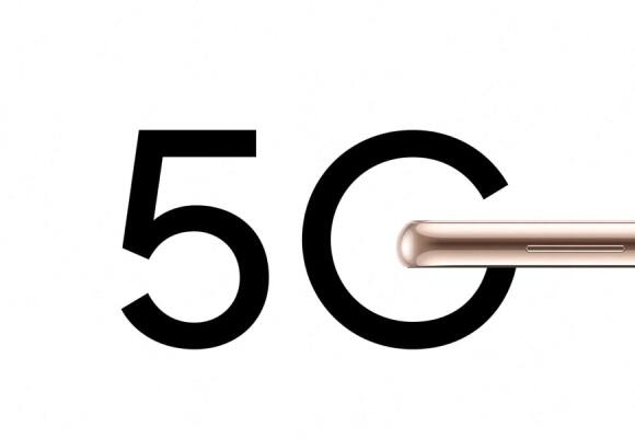 Samsung Galaxy S21 with Hyperfast 5G connectivity