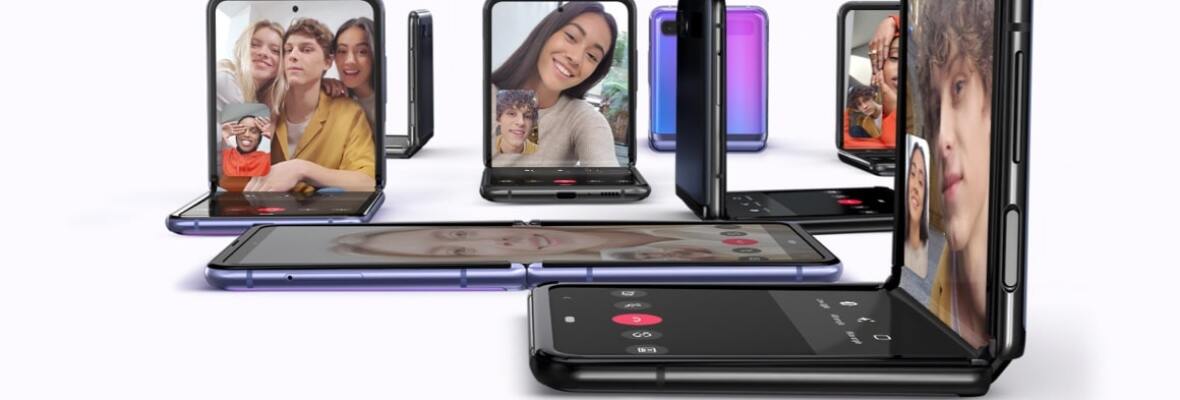 Multiple Galaxy Z Flip phones showing video calls