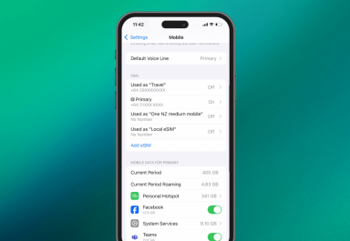 Step 1 of eSIM Quick Transfer on Apple from your previous iPhone to your new one.