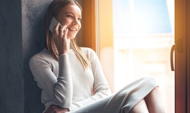 Woman talking on the phone