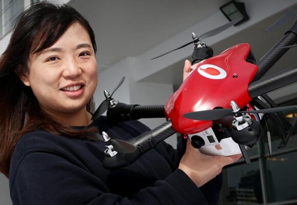 #PhoneByDrone - World-first drone delivery of an iPhone