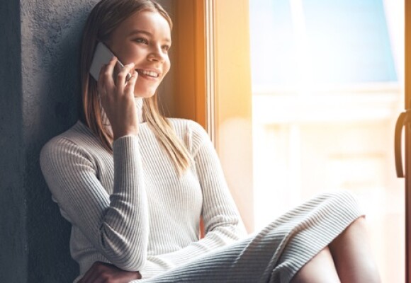 Woman talking on the phone